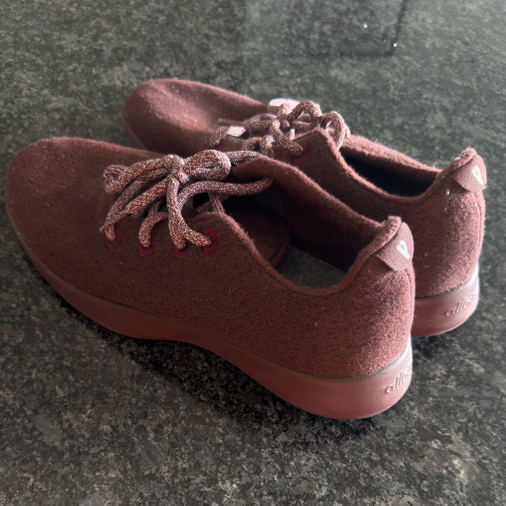 NEW - Men’s Maroon Wool Runner Shoe - Size 11